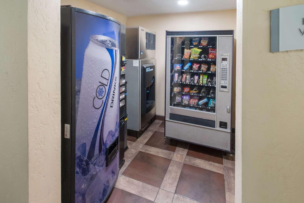 Quality Inn & Suites Airport West Salt Lake City Dış mekan fotoğraf